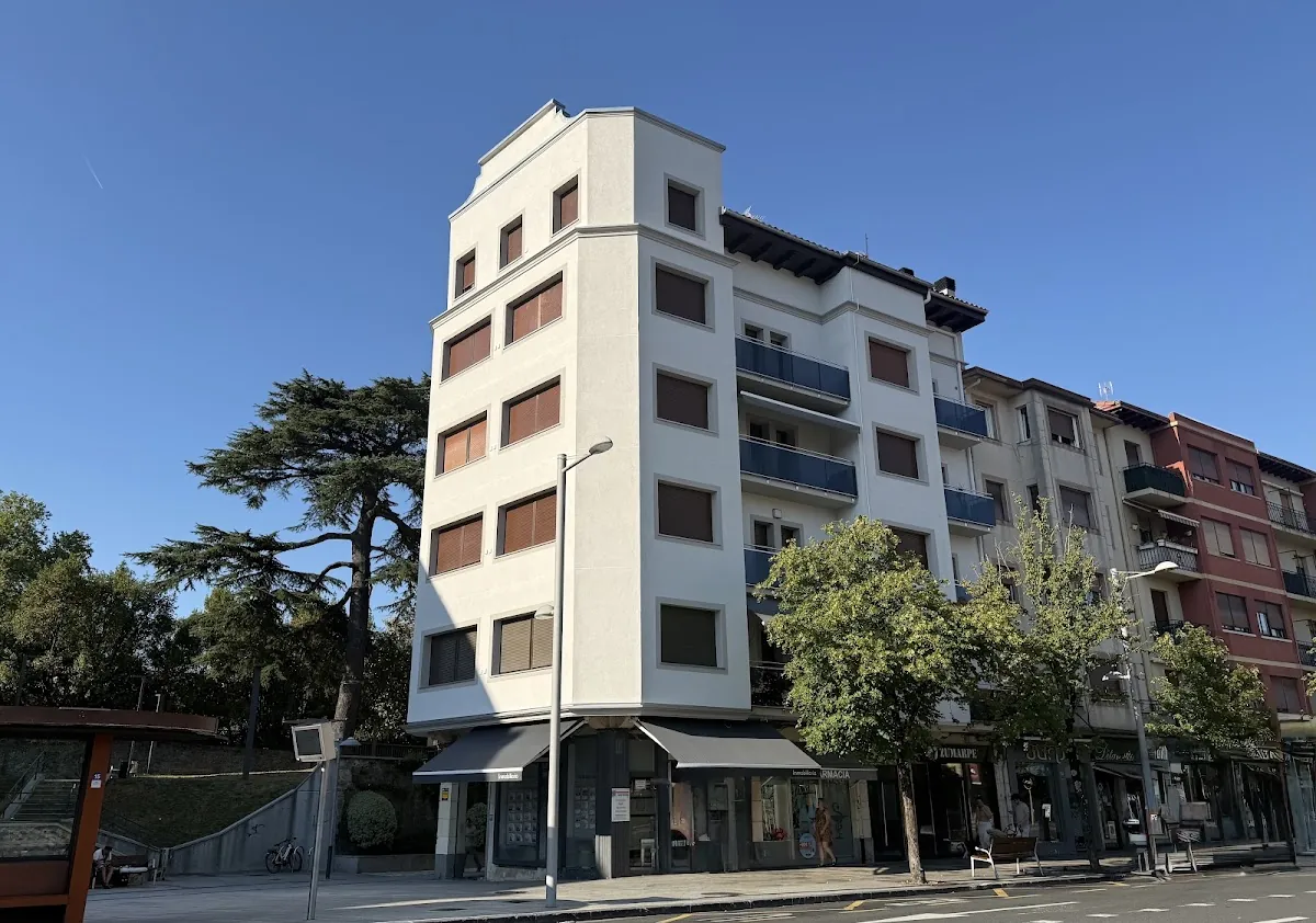 Agencia Inmobiliaria Juncal Gaminde, inmobiliaria