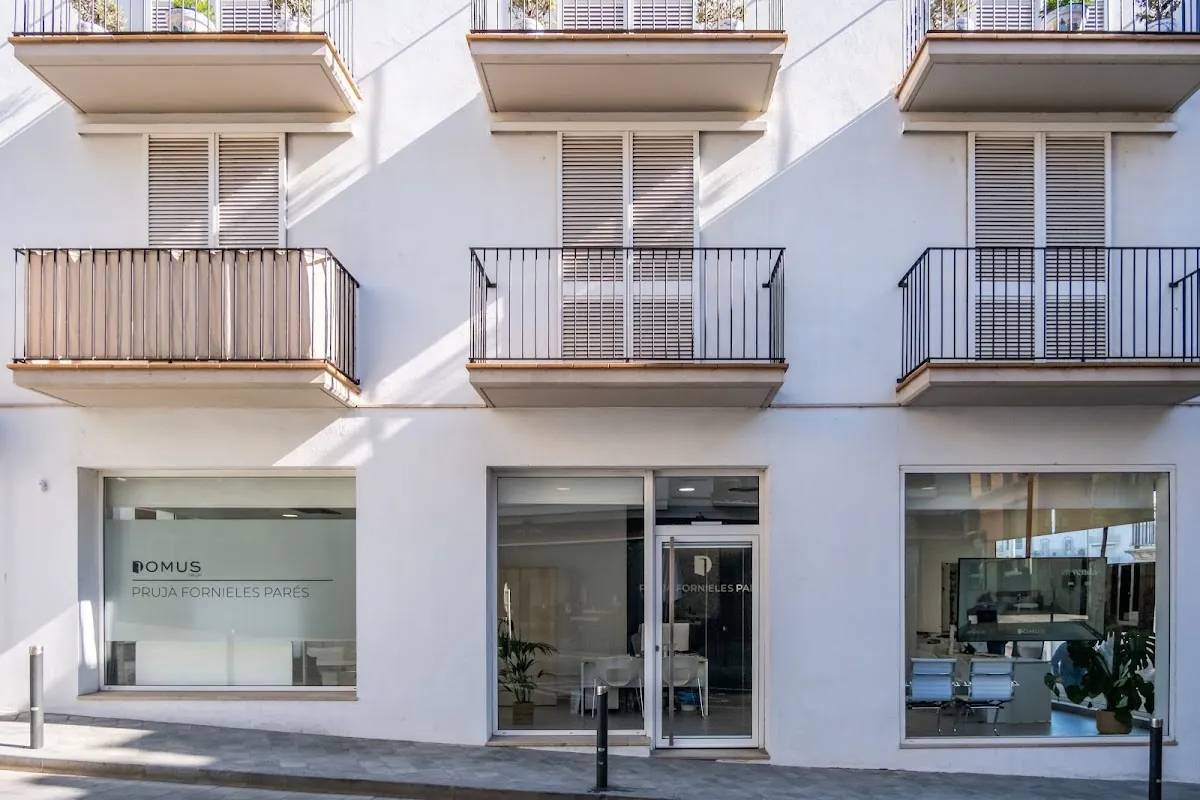 Inmobiliarias en Lescala (Girona)