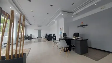 Inmobiliaria RK Dr. House Málaga, inmobiliaria