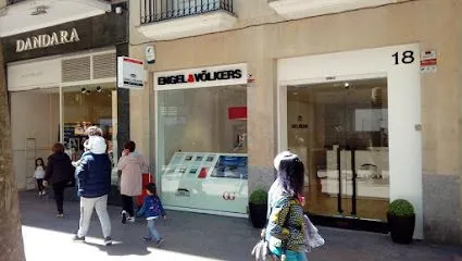 Engel & Völkers Vitoria-Gasteiz - Compra venta pisos casas, inmobiliaria