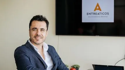 ENTREATICOS, inmobiliaria