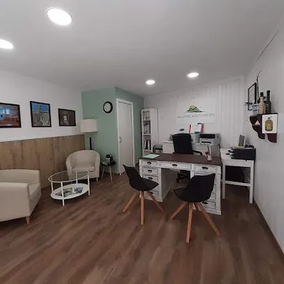 Guialtour Allotjaments, inmobiliaria