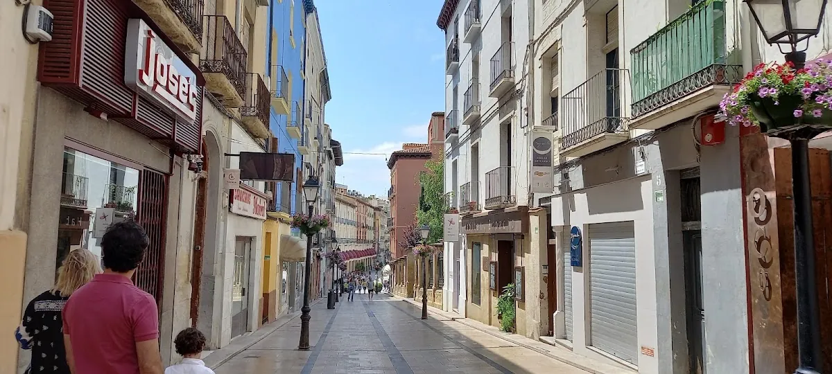 Habitat y Espacio, inmobiliaria