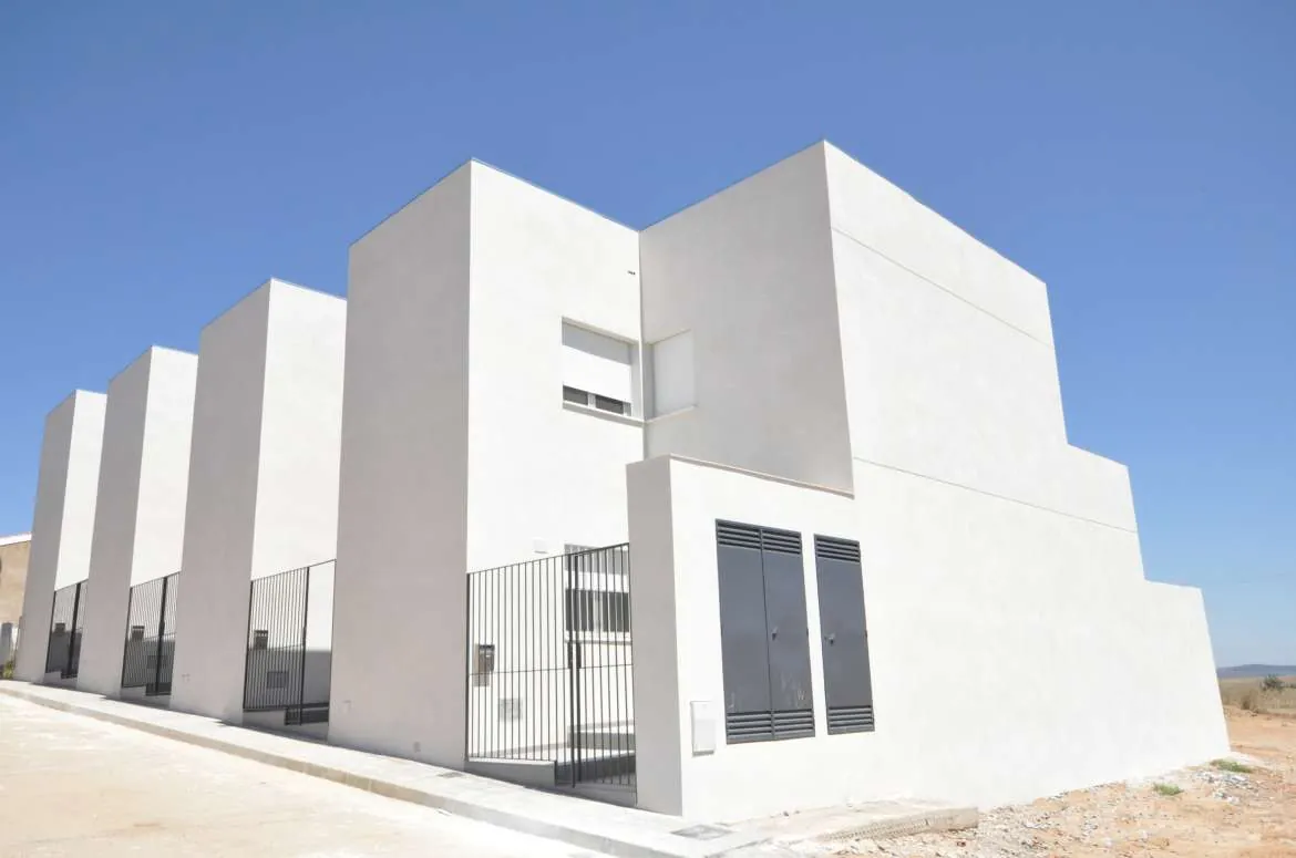 Inmobiliaria Decampo: Venta de fincas y viviendas urbanas en Extremadura, inmobiliaria