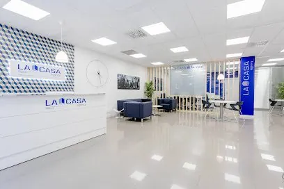 La Casa Agency | Punto Badal-BCN, S.L., inmobiliaria