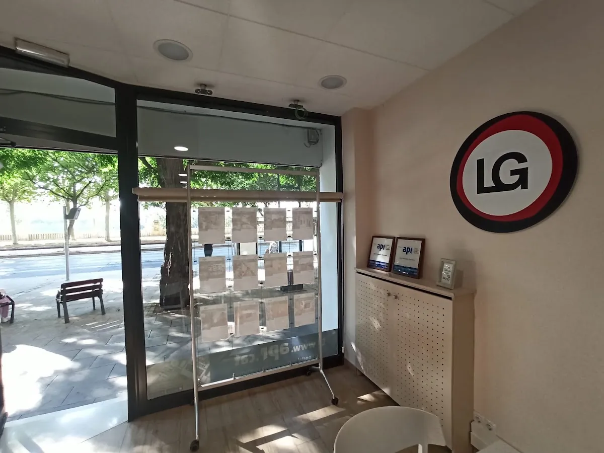 LG Real Estate, inmobiliaria