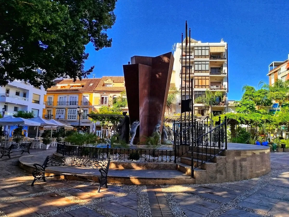 Massimo Conte Estates Since 2013 - Inmobiliaria - Fuengirola, inmobiliaria