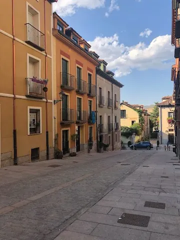 MUNDO HOUSE INMOBILIARIA