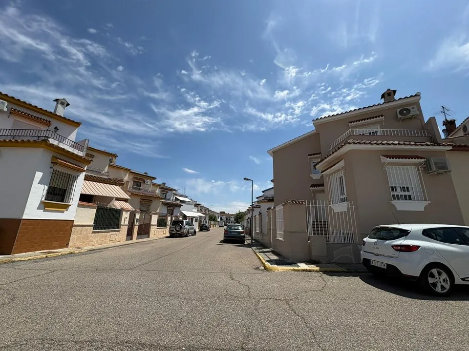 Tecnocasa agencia inmobiliaria, inmobiliaria
